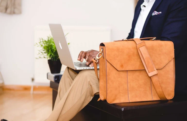 Laptop Bags That Combine Style and Functionality